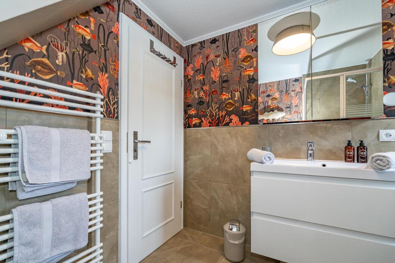 Gemuetliche Wohnung Unter Reet Mit Pool Und Sauna In Кайтум Экстерьер фото